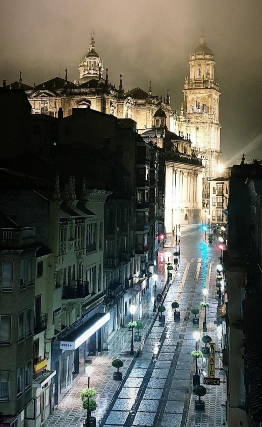 Jaen Sky Apartment ภายนอก รูปภาพ